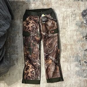 Under Armour Camo Cargo Pants